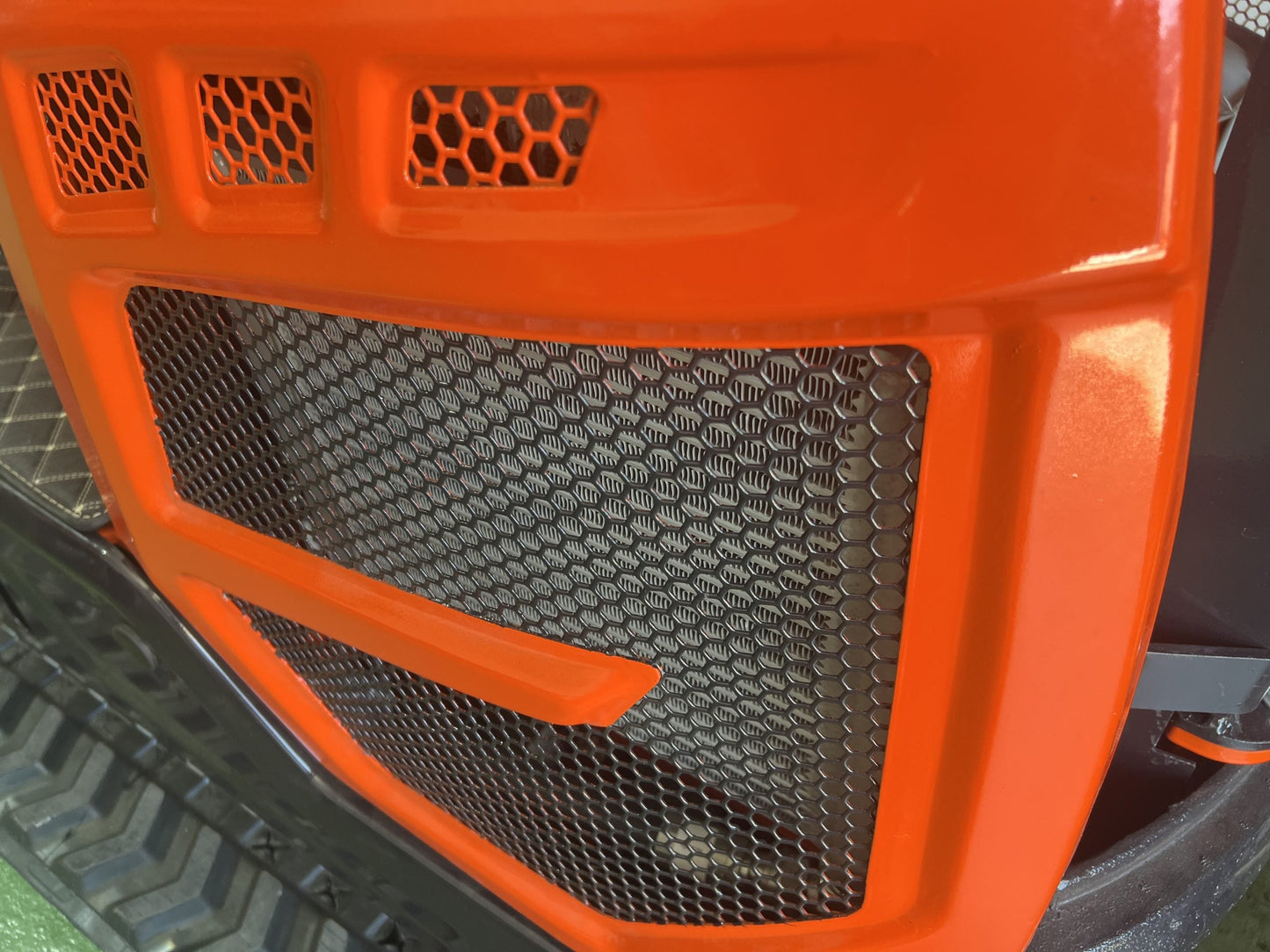 Mini Escavadeira Giratória BAIMSE 1800 kg, Motor Kubota de 3 Cilindros