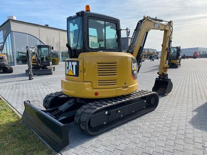 Miniescavadeira CATERPILLAR 305E Nova