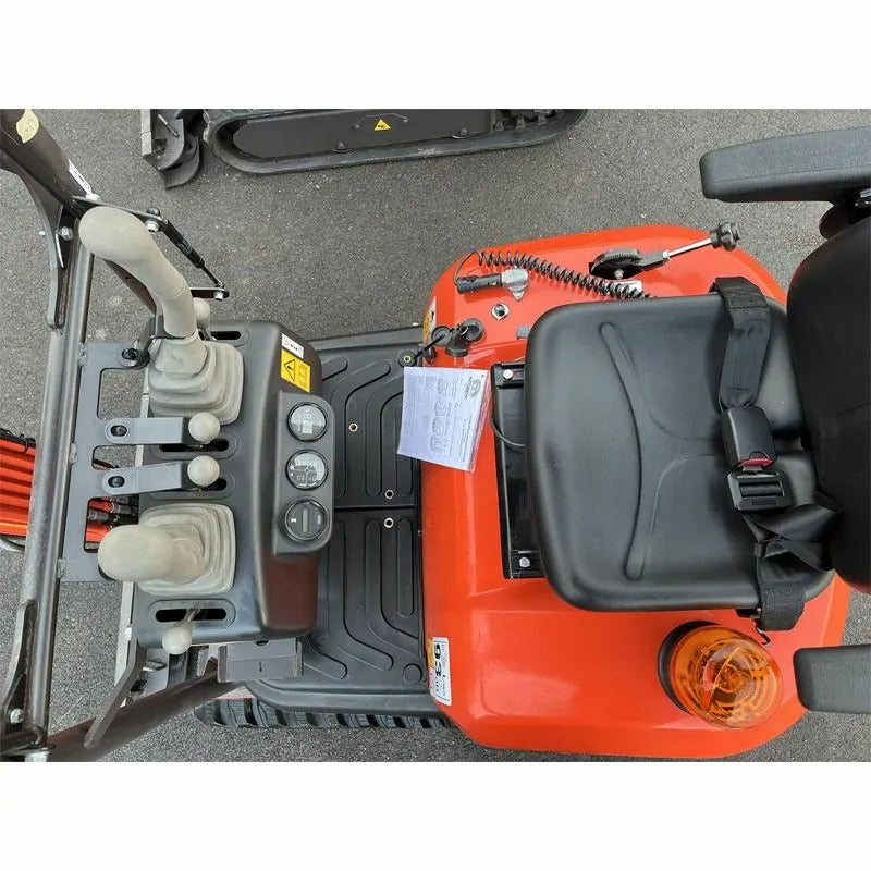 Mini escavadora Deleks M90