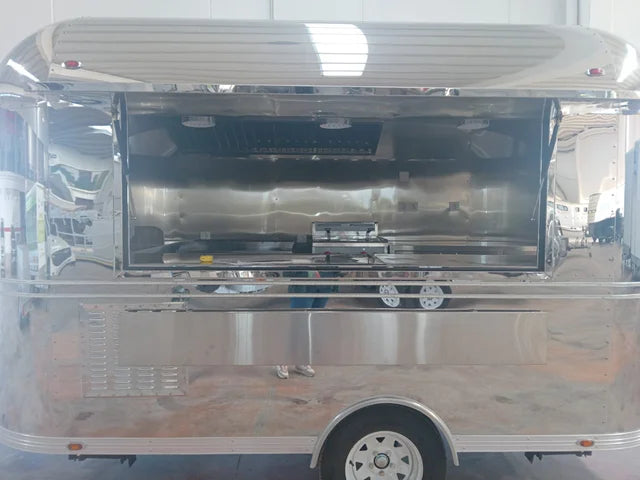 Reboque de Venda Ambulante ou Food Truck