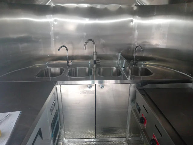 Reboque de Venda Ambulante ou Food Truck