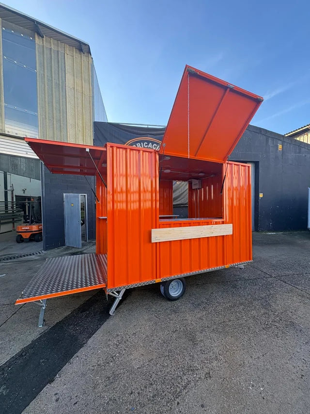 Reboque de Venda Ambulante ou Food Truck