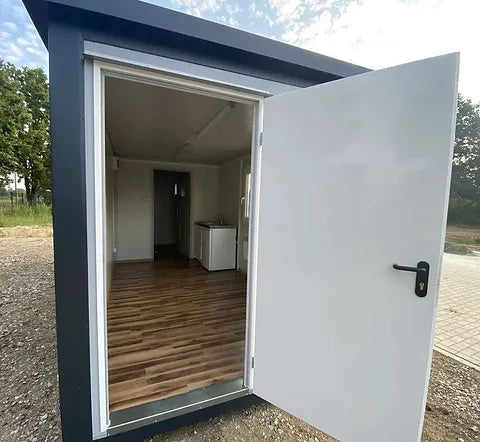 Contentor de Escritório 6,00 X 2,40 com WC, Chuveiro e Cozinha ( Ref: 2390 )